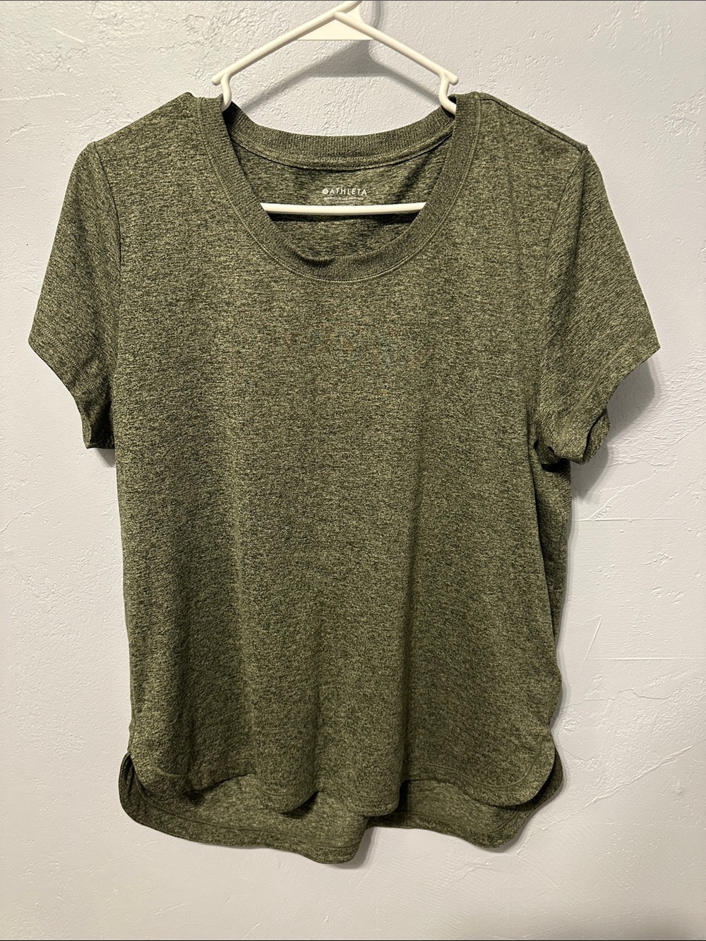 Athleta Heather Olive Uptempo Tee